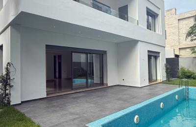 Superbe villa à vendre – AIN DIAB