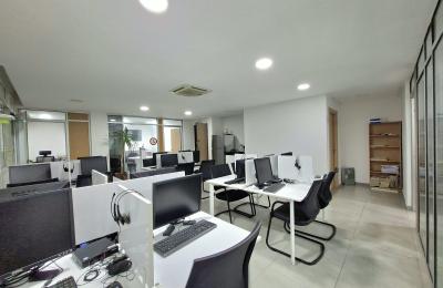 PLATEAU DE BUREAUX À LOUER - Racine