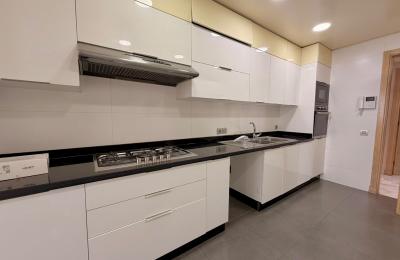 APPARTEMENT MEUBLÉ HAUT STANDING -À LOUER