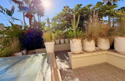 VILLA AVEC VUE MER À LOUER-AIN DIAB