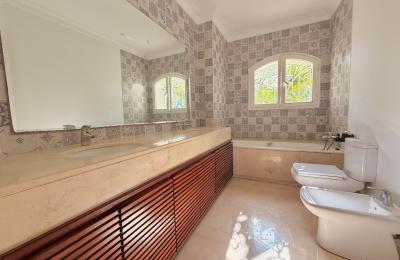 VILLA AVEC VUE MER À LOUER-AIN DIAB