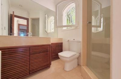 VILLA AVEC VUE MER À LOUER-AIN DIAB