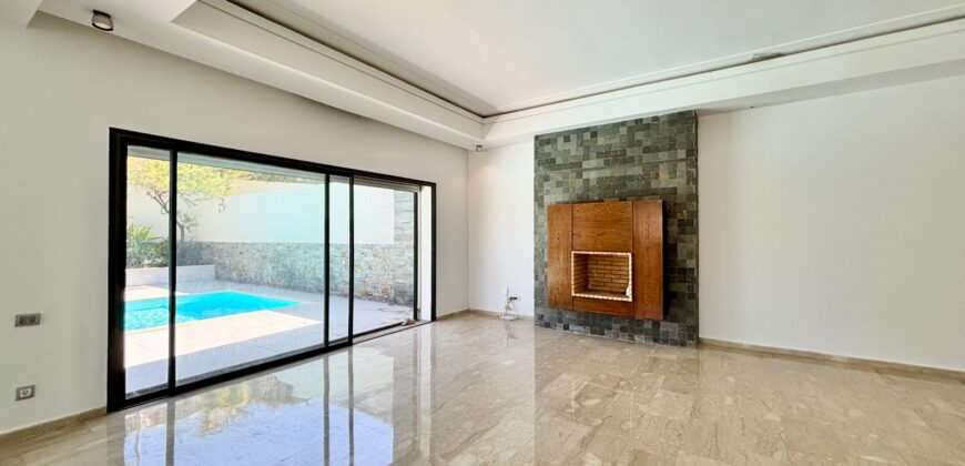 VILLA DE PRESTIGE À L’ENTRÉE DE DAR BOUAZZA
