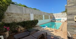 DAR BOUAZZA À 15 MINUTES DE CASABLANCA – VENTE D’UNE BELLE VILLA AVEC PISCINE ET JARDIN