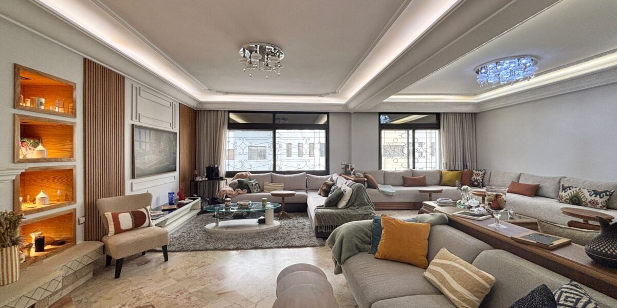 QUARTIER LES HÔSPITALAUX (MOULAY IDRISS I) – VENTE D’UN APPARTEMENT TRAVERSANT 3 CHAMBRES RÉNOVÉ QUARTIER LES HÔSPITALAUX (MOULAY IDRISS I) – VENTE D’UN APPARTEMENT TRAVERSANT 3 CHAMBRES RÉNOVÉ