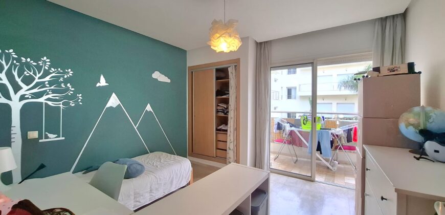 APPARTEMENT HAUT STANDING À LOUER À AIN DIAB, PRÈS DE LA MER