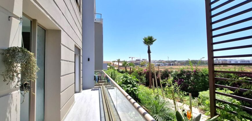 APPARTEMENT HAUT STANDING À 100 METRES DE LA MER PRÈS DE MOROCCO MALL