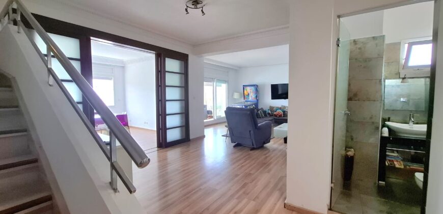 SUPER DUPLEX MEUBLÉ À LOUER À AIN DIAB DE 242M2