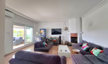 SUPER DUPLEX MEUBLÉ À LOUER À AIN DIAB DE 242M2