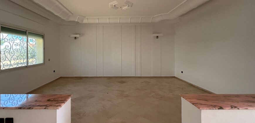 Belle Villa à Vendre Quartier Nawras à Dar Bouazza