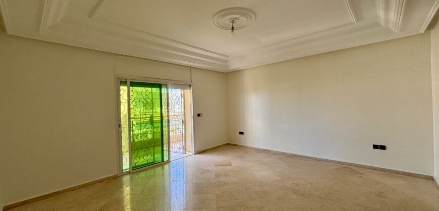 Belle Villa à Vendre Quartier Nawras à Dar Bouazza