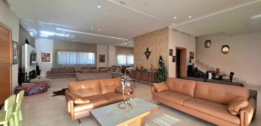 Superbe Villa Jumelée avec Piscine à Bouskoura sur Colline