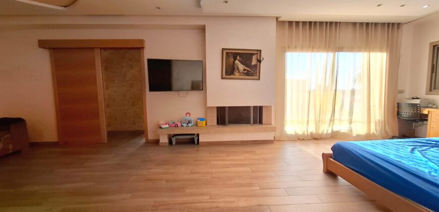 Superbe Villa Jumelée avec Piscine à Bouskoura sur Colline