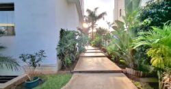 Superbe Villa Jumelée avec Piscine à Bouskoura sur Colline