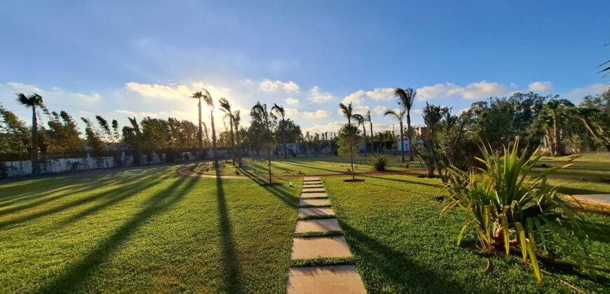 Domaine de Prestige sur 8000m² de Terrain et 1300m² Habitables