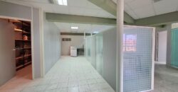 Grand Plateau De Bureau à Vendre à Derb Omar