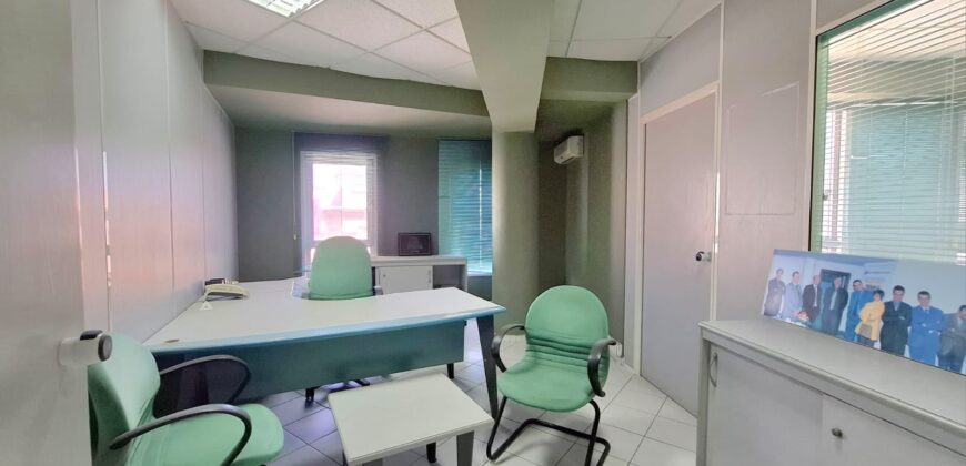 Grand Plateau De Bureau à Vendre à Derb Omar