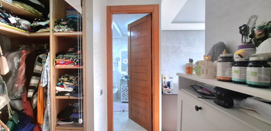 Super Appartement à Vendre à Riviera Super Appartement à Vendre à Riviera