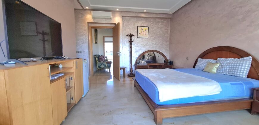 Villa de Prestige sur 501m² de Terrain à Vendre à Oued Merzeg Villa de Prestige sur 501m² de Terrain à Vendre à Oued Merzeg
