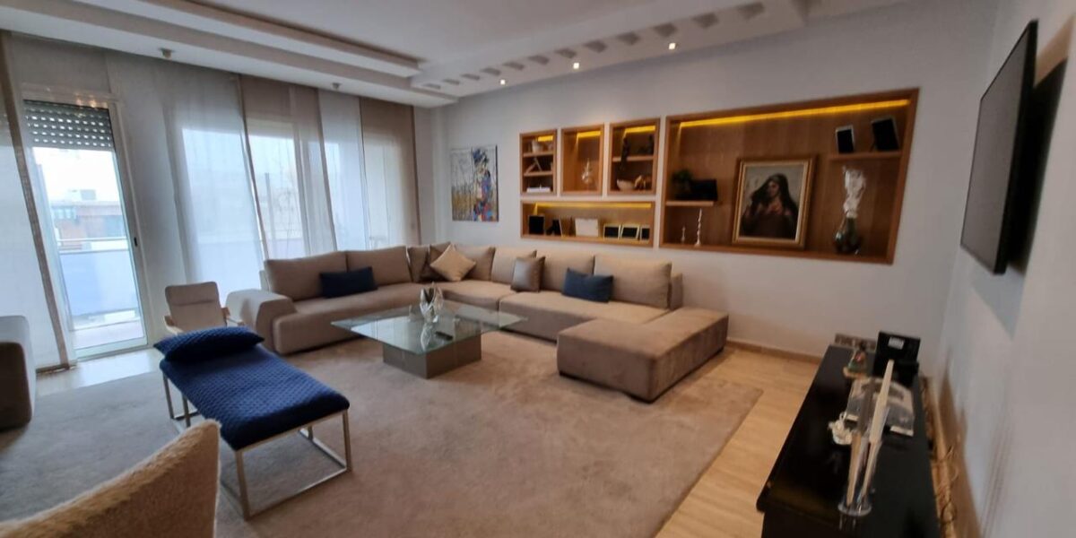Bel Appartement vide avec Deux Terrasses à Gauthier Bel Appartement vide avec Deux Terrasses à Gauthier