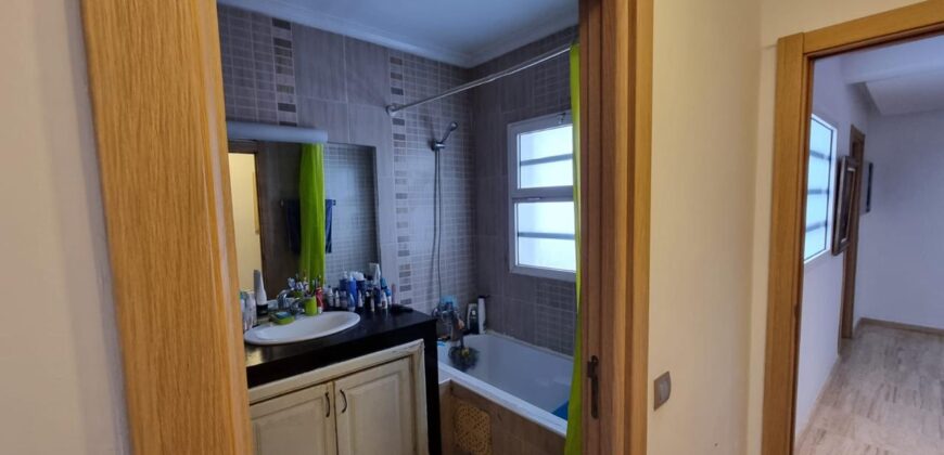 Bel Appartement vide avec Deux Terrasses à Gauthier Bel Appartement vide avec Deux Terrasses à Gauthier