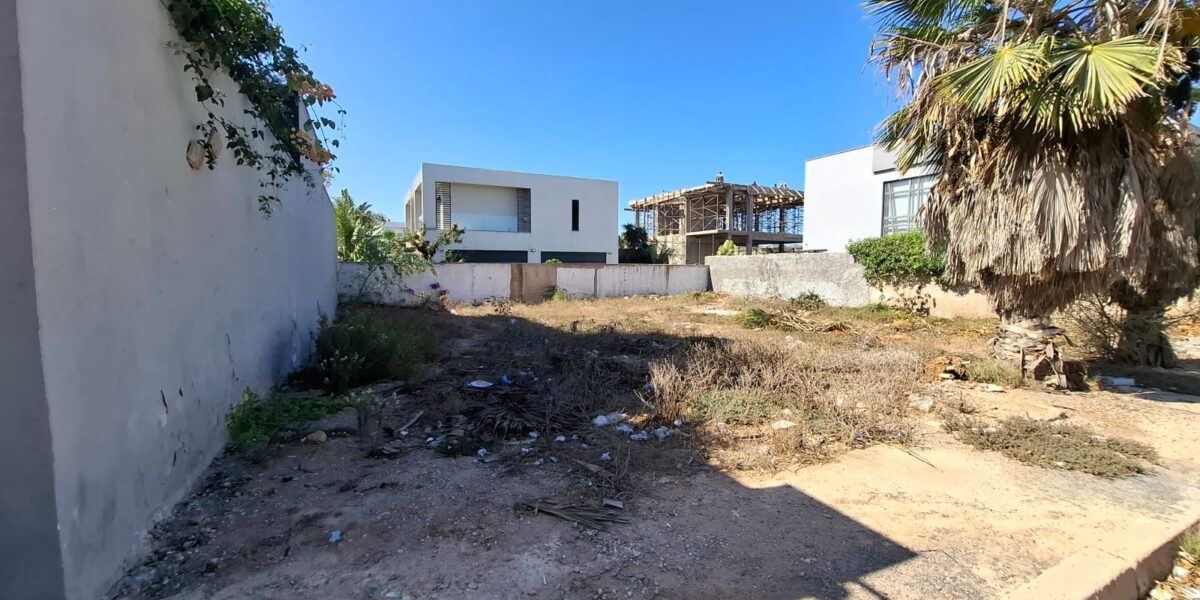 Super Terrain à Vendre au Coeur de Oued Merzeg pour Villa Super Terrain à Vendre au Coeur de Oued Merzeg pour Villa