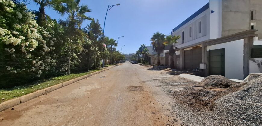 Super Terrain à Vendre au Coeur de Oued Merzeg pour Villa