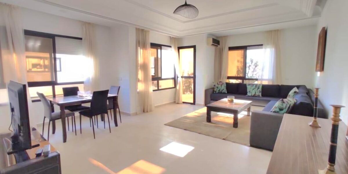 Bel appartement meublé au Coeur de Racine Bel appartement meublé au Coeur de Racine