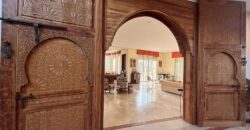 Villa de Prestige sur 2500m² de Terrain à Vendre à Dar Bouazza