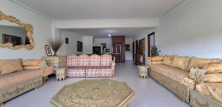 Appartement de Cachet de 168m² au Coeur des Princesses, Sans Vis à Vis