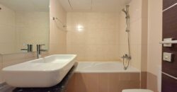 Super Appartement à la Cité Des Arts, Près de la Corniche