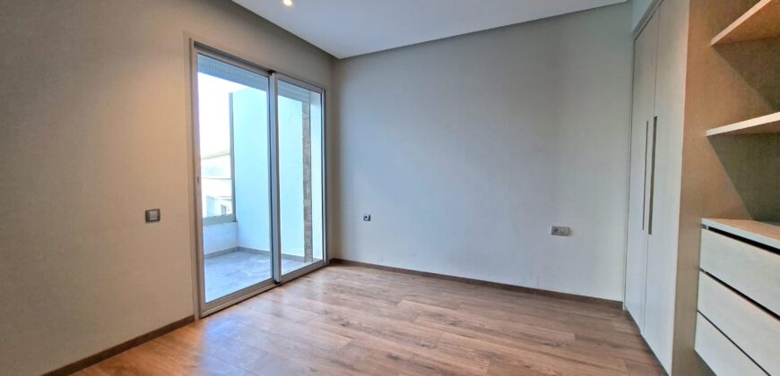 Super Studio à Vendre au coeur de Ferme Bretonne