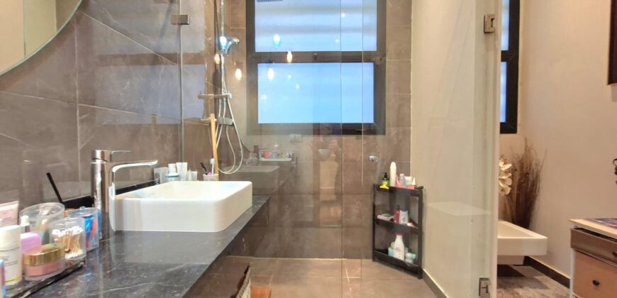 Villa de Luxe Vue sur Mer à Vendre à Dar Bouazza