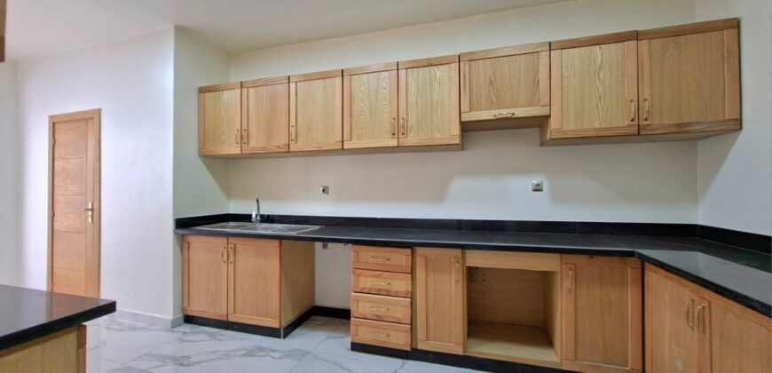 Super Appartement de 220m2 au Coeur du Maarif