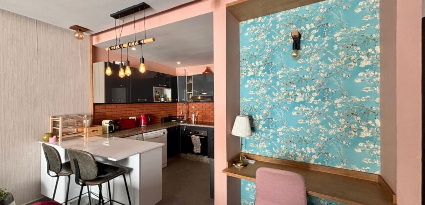 Super Duplex a Côté de Zara Maarif