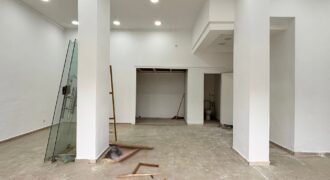 Local commercial à louer à Bourgogne 78m2