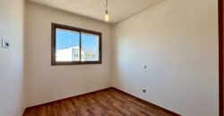 Appartement traversant à Almaz dernier étage