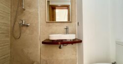 Appartement traversant à Almaz dernier étage