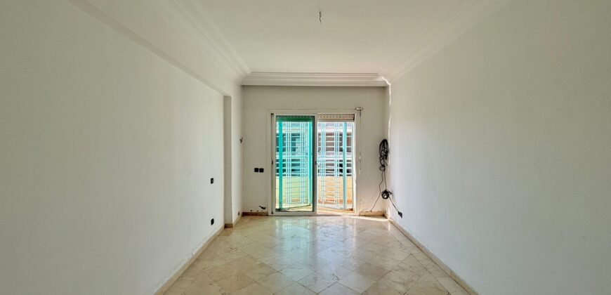 Appartement traversant dernier étage à vendre