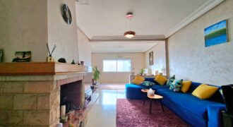 Appartement traversant au 4eme étage à vendre