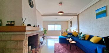 Appartement traversant au 4eme étage à vendre