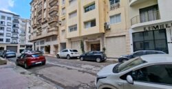 Local commercial à louer aux Iris, Racine, 125m2