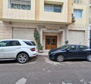 Grand Local commercial à louer aux Iris, Racine, 250m2