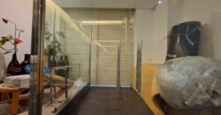 Local commercial à louer aux Iris, Racine, 125m2