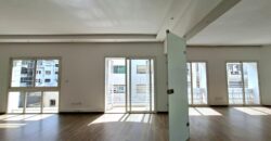 Super Bureau de 300M² à Louer au Coeur de Racine