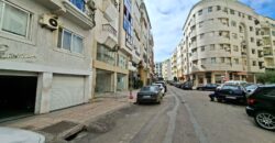 Spacieux Local Commercial avec Mezzanine au Coeur de Racine