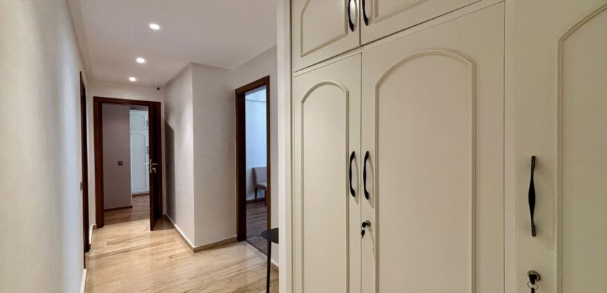 Joli appartement rénové à Place Ollier