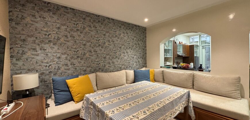 Joli appartement rénové à Place Ollier