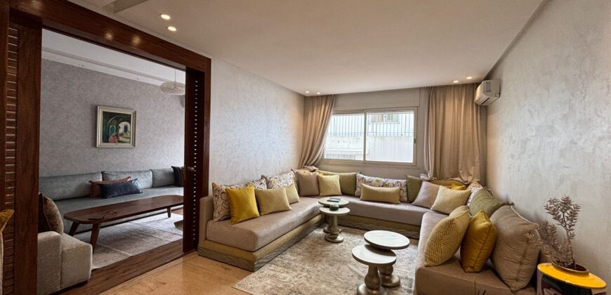 Joli appartement rénové à Place Ollier