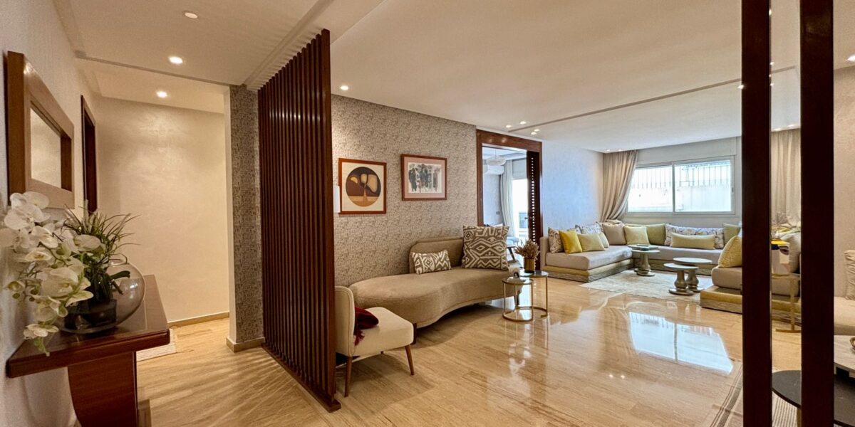 Joli appartement rénové à Place Ollier